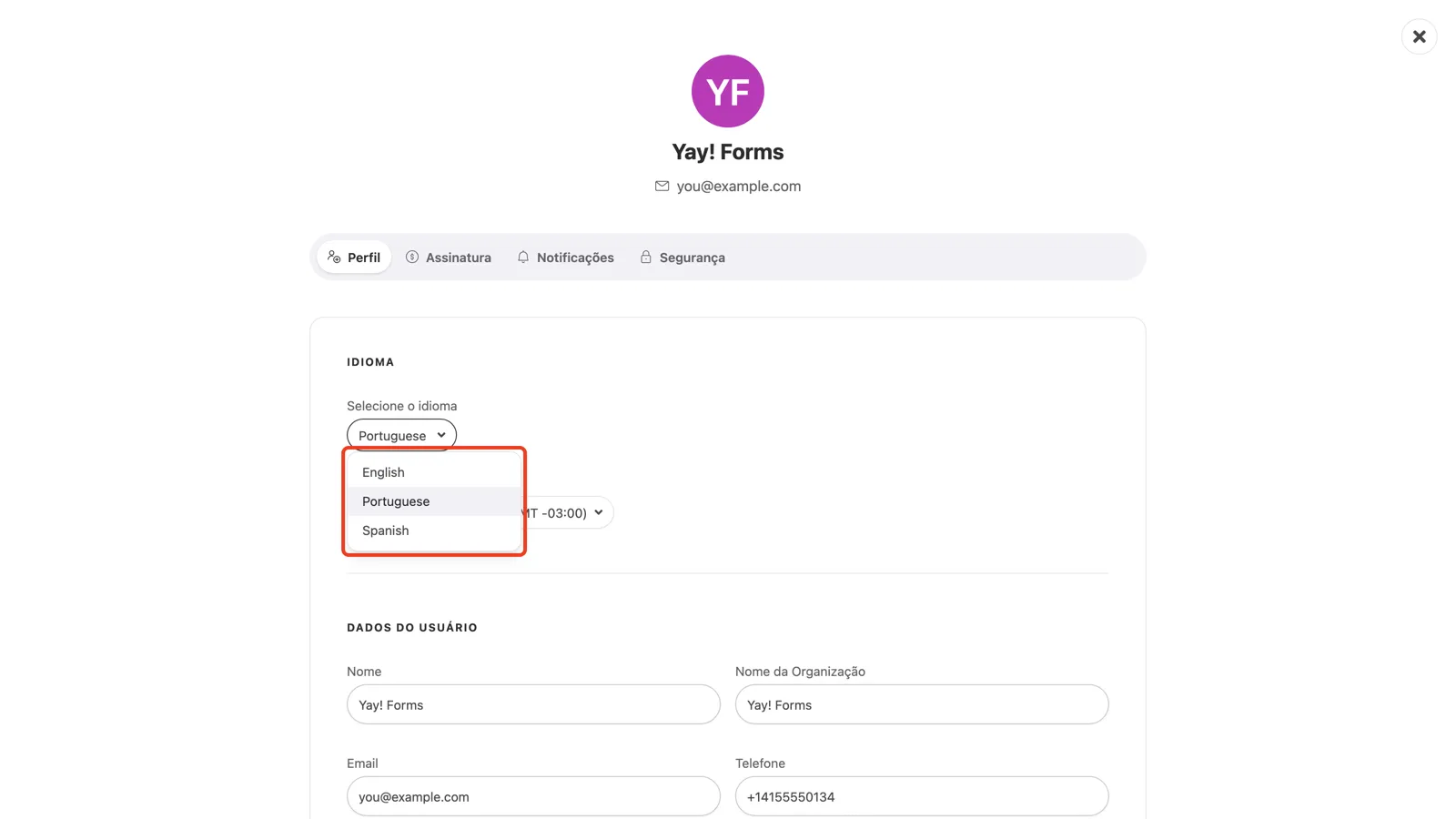 O menu Selecione o idioma aberto com as três opções